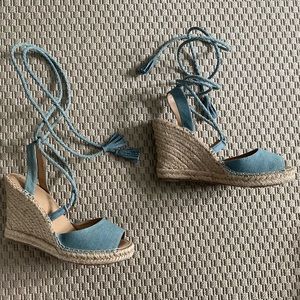 Merona denim blue wrap wedge sandals size 8.5